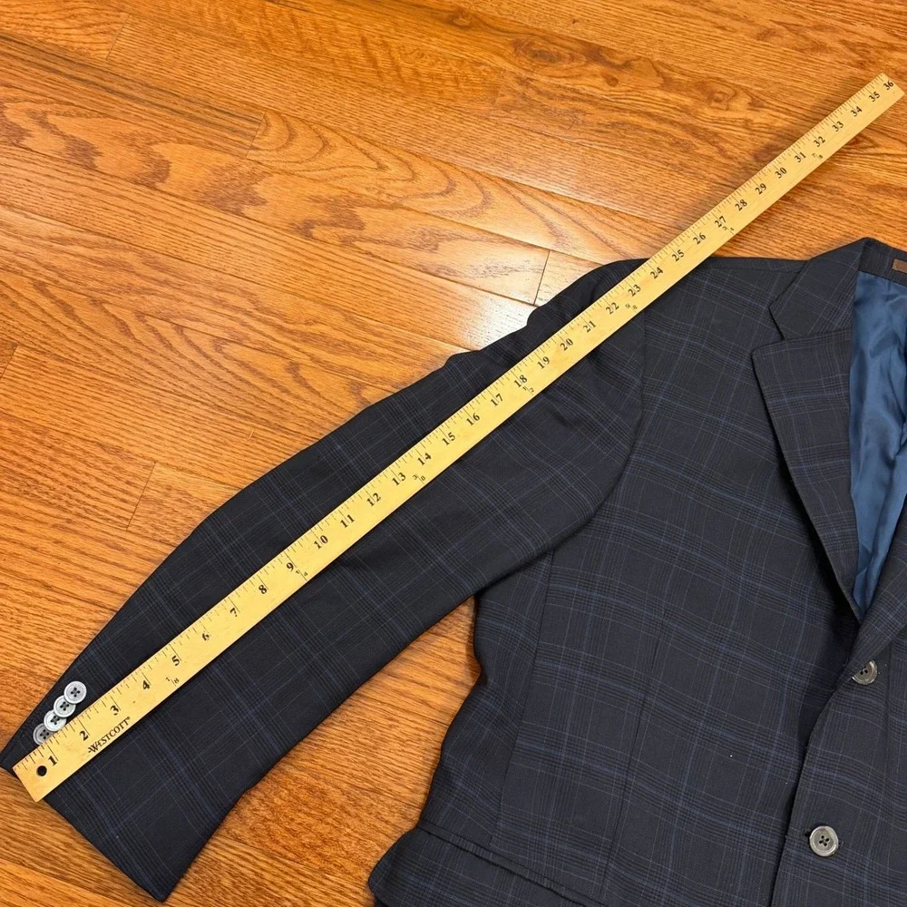 Peter Millar Sport Coat Mens 40R Wool Navy Blue Plaid Blazer Jacket 3 Button